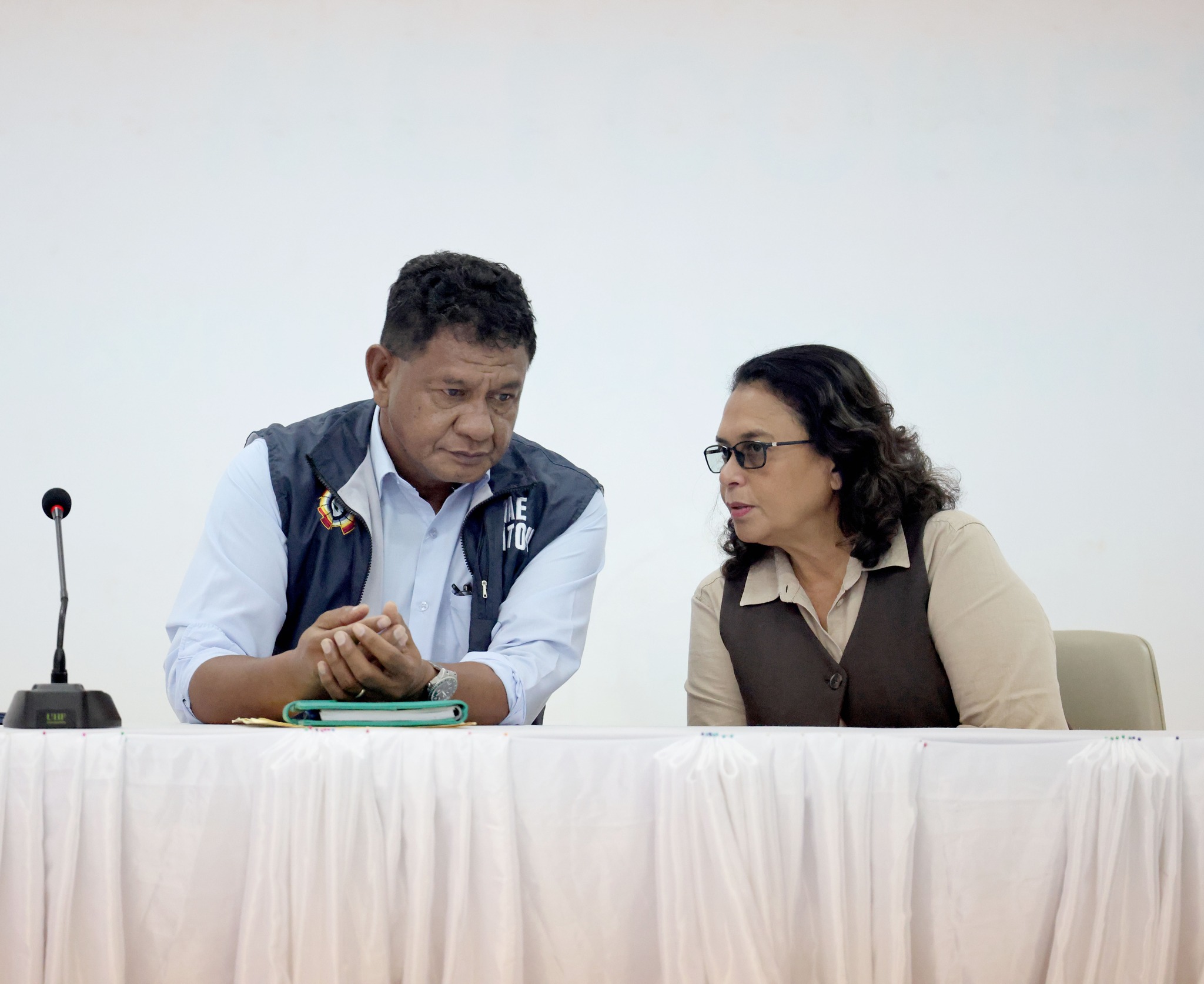 𝐒𝐄𝐀𝐓𝐎𝐔 𝐇𝐀𝐌𝐔𝐓𝐔𝐊 𝐇𝐎 𝐃𝐈𝐑𝐄𝐉𝐄𝐍𝐓𝐄 𝐃𝐈𝐒𝐄𝐌𝐈𝐍𝐀 𝐊𝐔𝐀𝐃𝐑𝐔 𝐋𝐄𝐆Á𝐋 𝐁𝐀 𝐋𝐈𝐃𝐄𝐑𝐀𝐍𝐒𝐀 𝐊𝐎𝐌𝐔𝐍𝐈𝐓𝐀𝐑𝐈𝐀, 𝐄𝐌𝐏𝐑𝐄𝐙Á𝐑𝐈𝐔 𝐍𝐎 𝐕𝐄𝐍𝐃𝐄𝐃𝐎𝐑 𝐈𝐇𝐀 𝐁𝐀𝐔𝐂𝐀𝐔